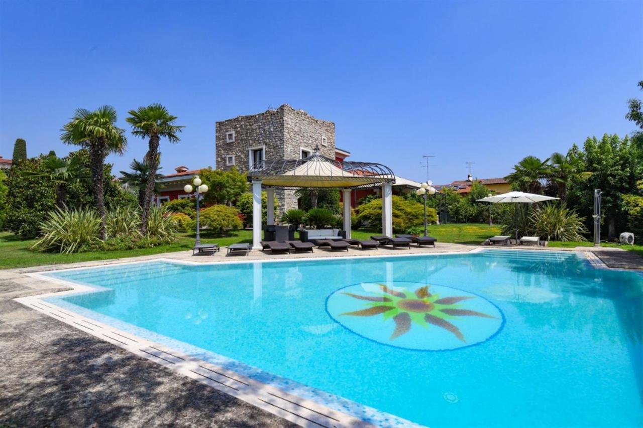 Private Luxury Villa With Pool Moniga del Garda Exteriör bild