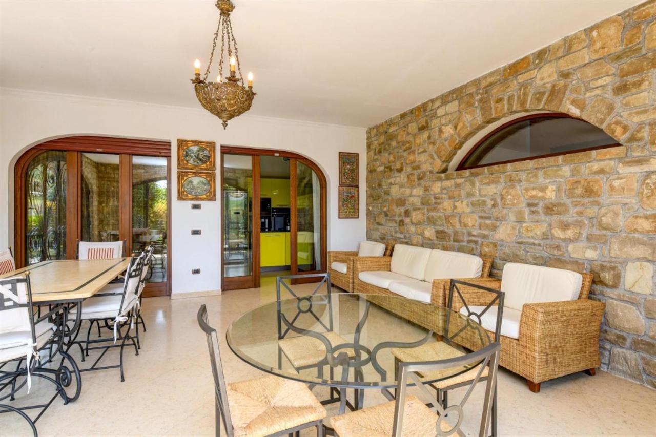 Private Luxury Villa With Pool Moniga del Garda Exteriör bild