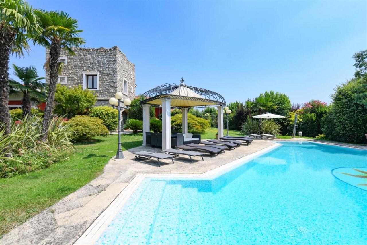 Private Luxury Villa With Pool Moniga del Garda Exteriör bild