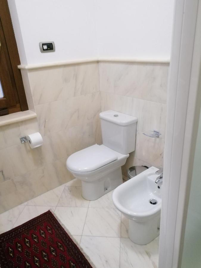 Private Luxury Villa With Pool Moniga del Garda Exteriör bild