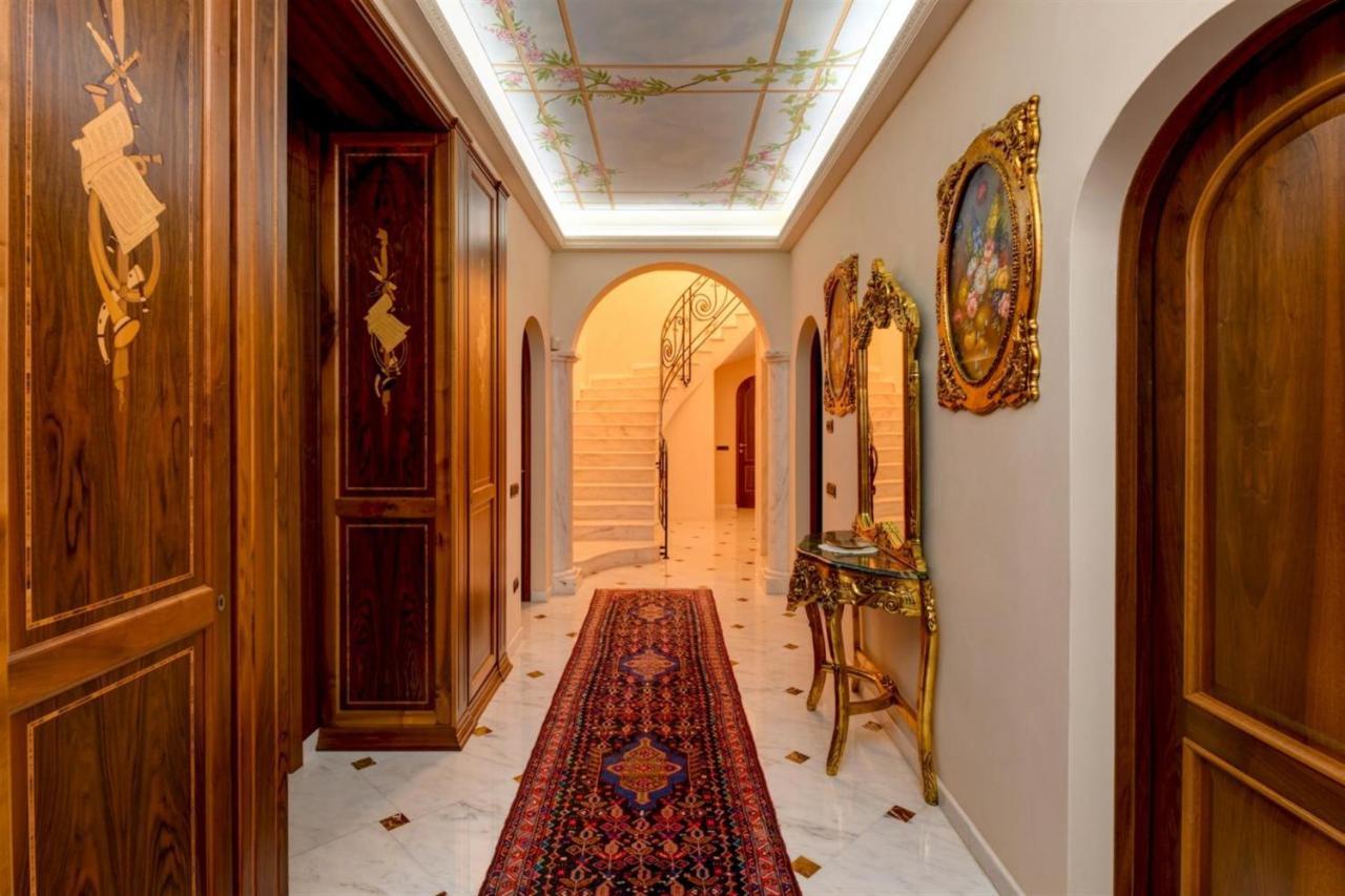 Private Luxury Villa With Pool Moniga del Garda Exteriör bild